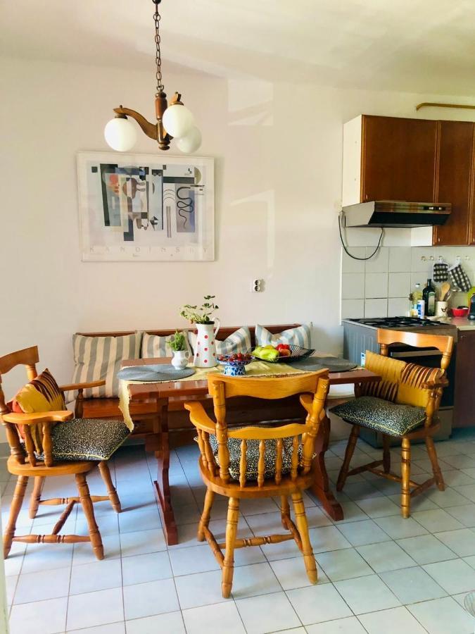 Beautiful Apartment With Balcony Póla Kültér fotó